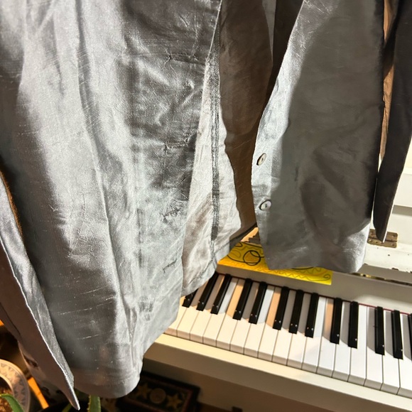 Tabi Women's Gray Silver Button-Up Blouse Small - Picture 6 of 11